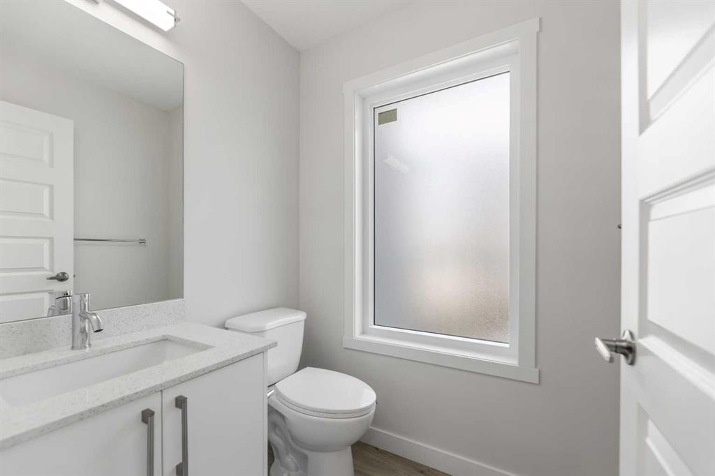 803-90 Corner Meadows Manor Ne, Calgary, AB - Indoor Photo Showing Bathroom