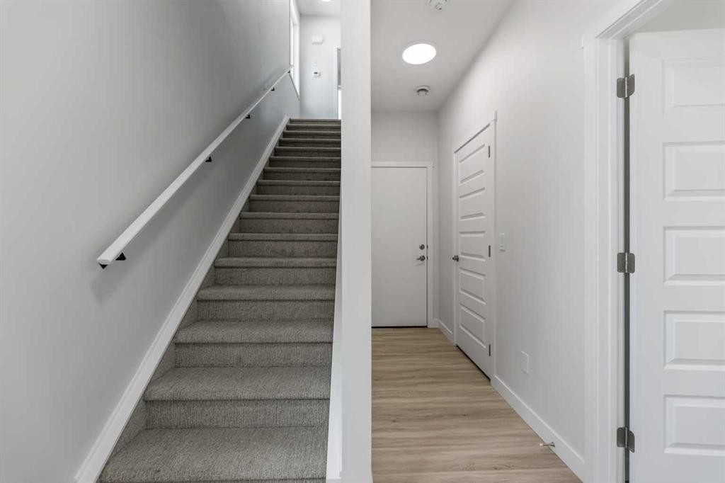803-90 Corner Meadows Manor Ne, Calgary, AB - Indoor Photo Showing Other Room