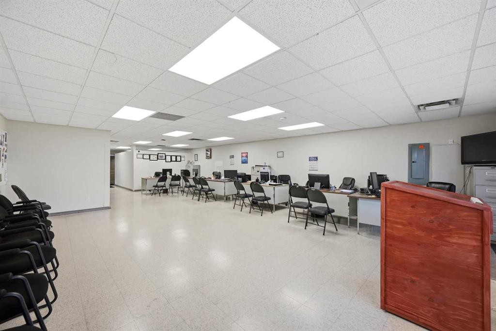 Unit 234-7 Westwinds Crescent Ne, Calgary, AB