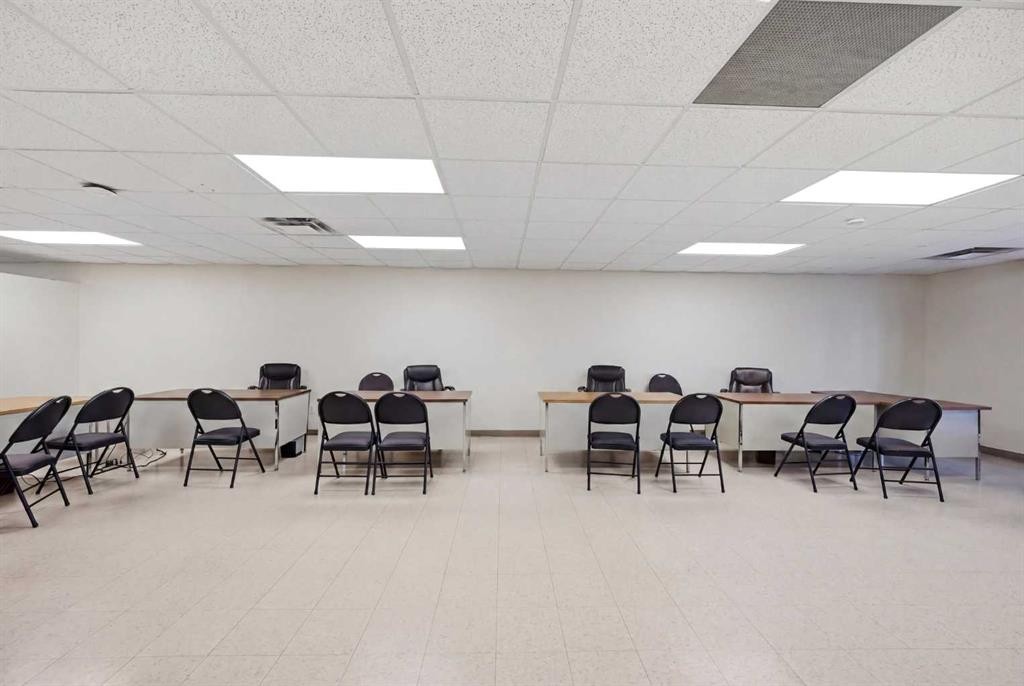 Unit 234-7 Westwinds Crescent Ne, Calgary, AB