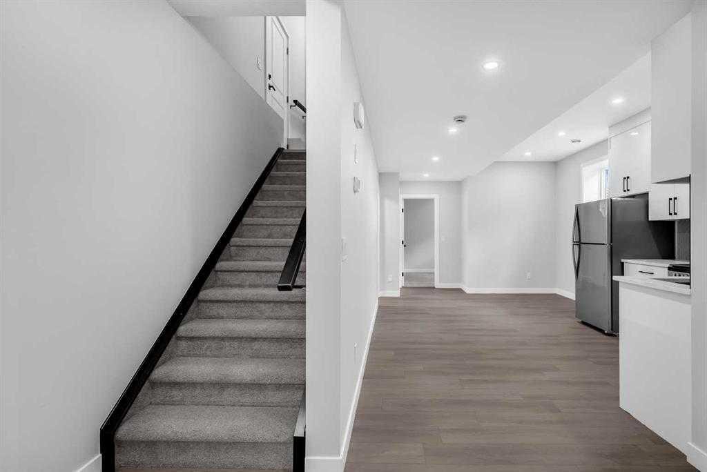 110 Saddlepeace Crescent Ne, Calgary, AB - Indoor