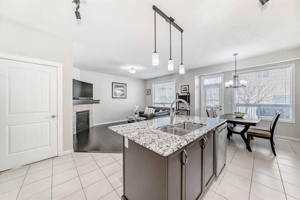 795 New Brighton Drive Se, Calgary, AB - Indoor Photo Showing Kitchen With Double Sink With Upgraded Kitchen