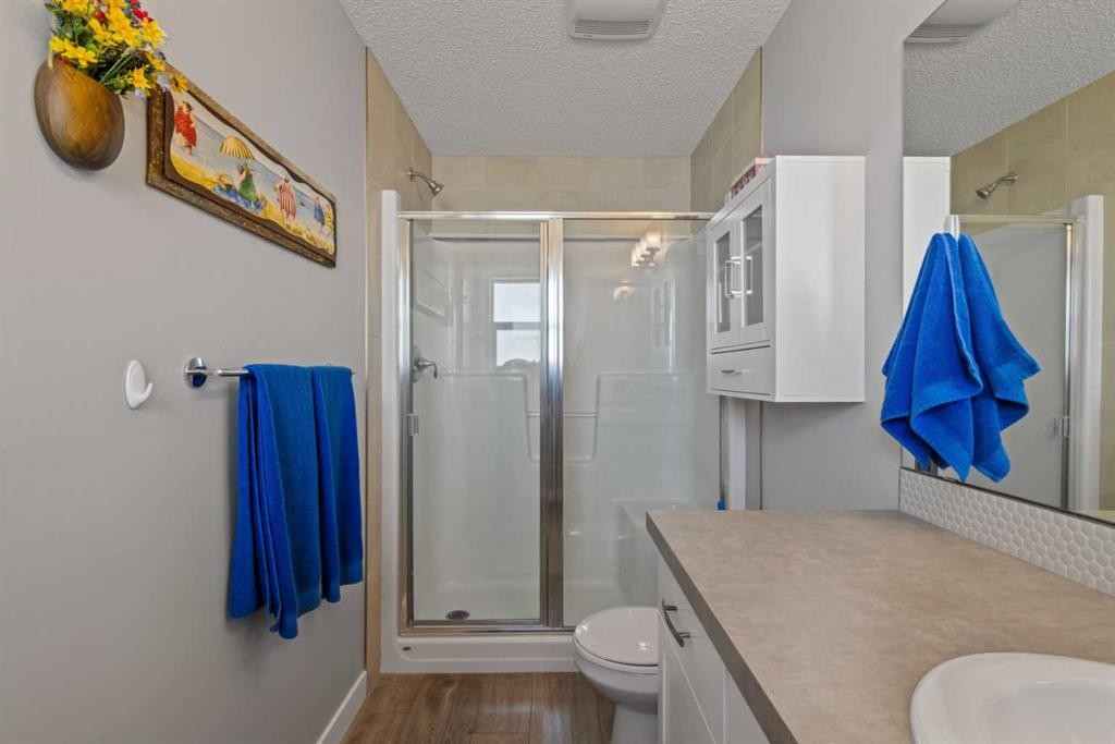 53 Walcrest Gate Se, Calgary, AB