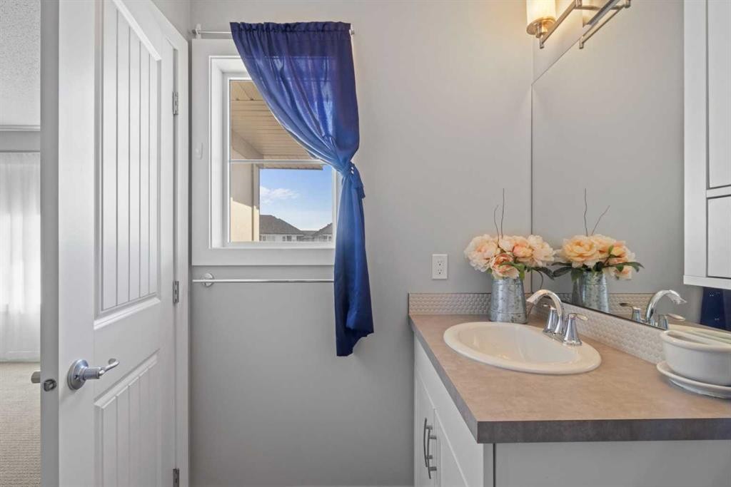 53 Walcrest Gate Se, Calgary, AB