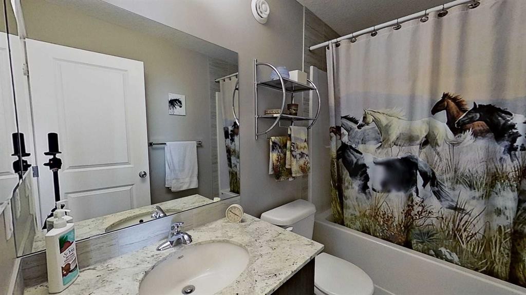 818 Cornerstone Boulevard Ne, Calgary, AB - Indoor Photo Showing Bathroom