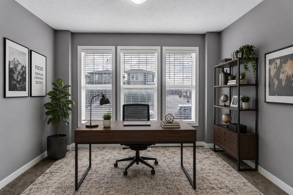23 Marquis Link Se, Calgary, AB - Indoor Photo Showing Office
