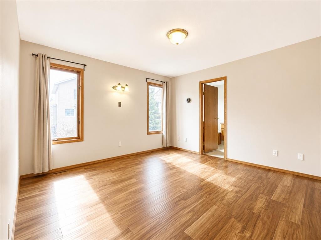 59 Edgebrook Circle Nw, Calgary, AB - Indoor Photo Showing Other Room