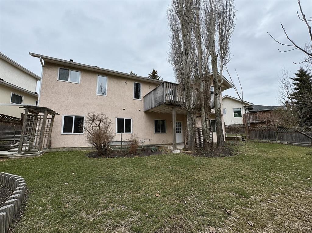 59 Edgebrook Circle Nw, Calgary, AB - Outdoor