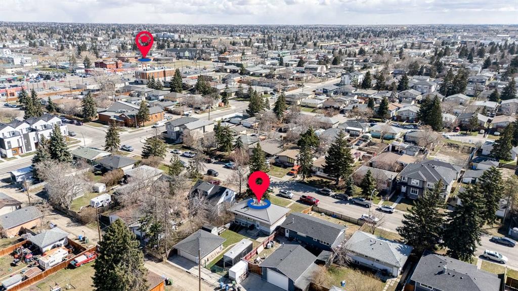 2021 38 Street Se, Calgary, AB - Outdoor With View