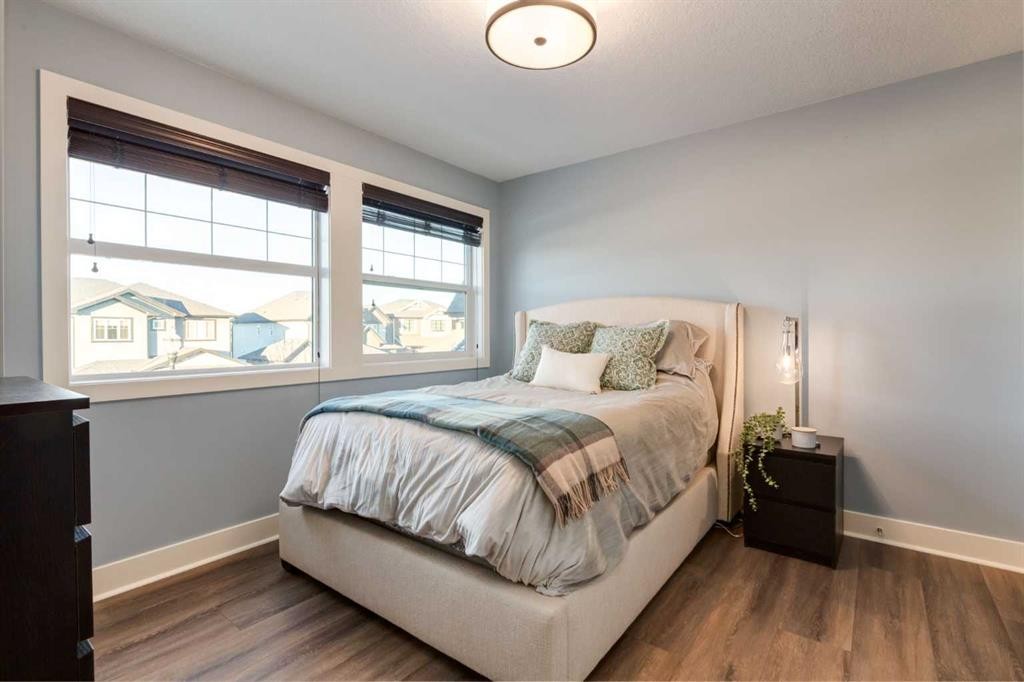 308 Rainbow Falls Way, Chestermere, AB - Indoor Photo Showing Bedroom