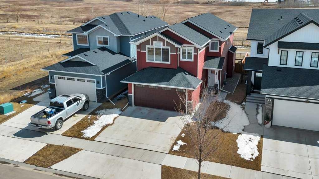 261 Wildrose Drive, Strathmore, AB - Outdoor With Facade