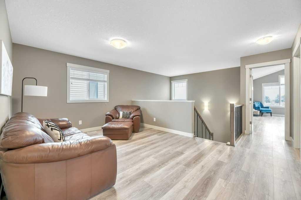261 Wildrose Drive, Strathmore, AB - Indoor