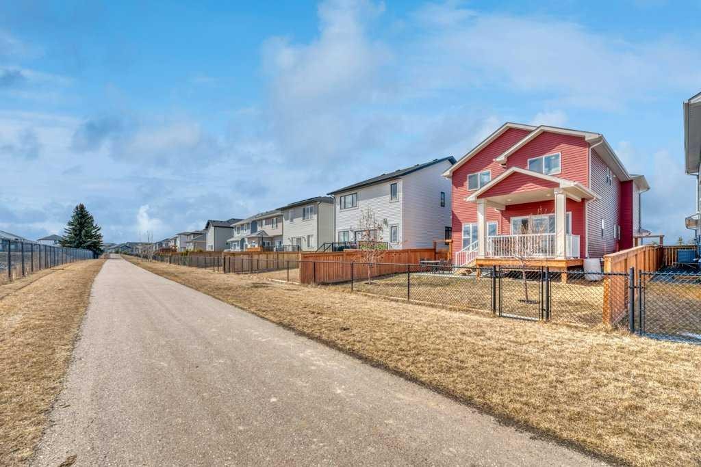 261 Wildrose Drive, Strathmore, AB - Outdoor