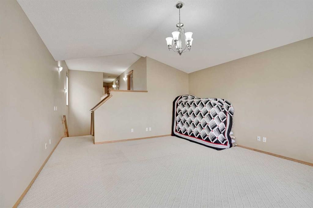 75 Taralea Crescent Ne, Calgary, AB - Indoor Photo Showing Other Room