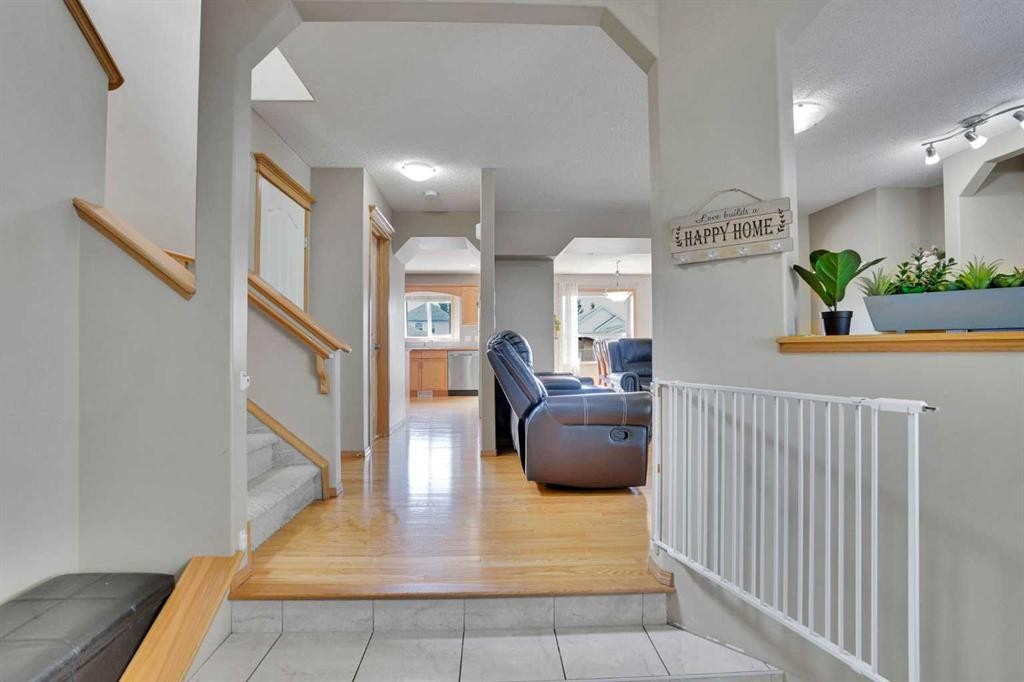 75 Taralea Crescent Ne, Calgary, AB - Indoor Photo Showing Other Room