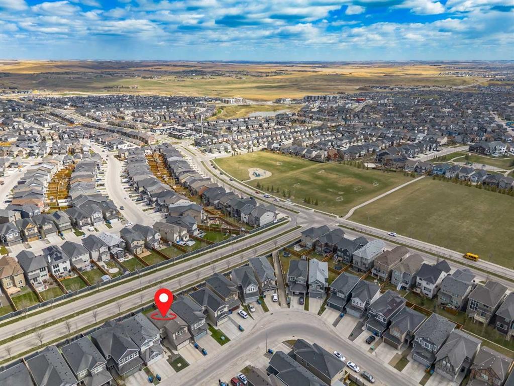 76 Nolancrest Circle Nw, Calgary, AB