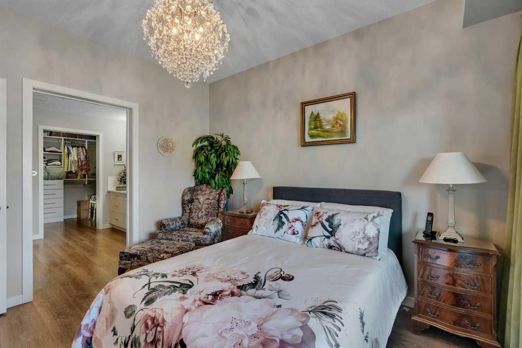 212-12 Mahogany Path Se, Calgary, AB - Indoor Photo Showing Bedroom