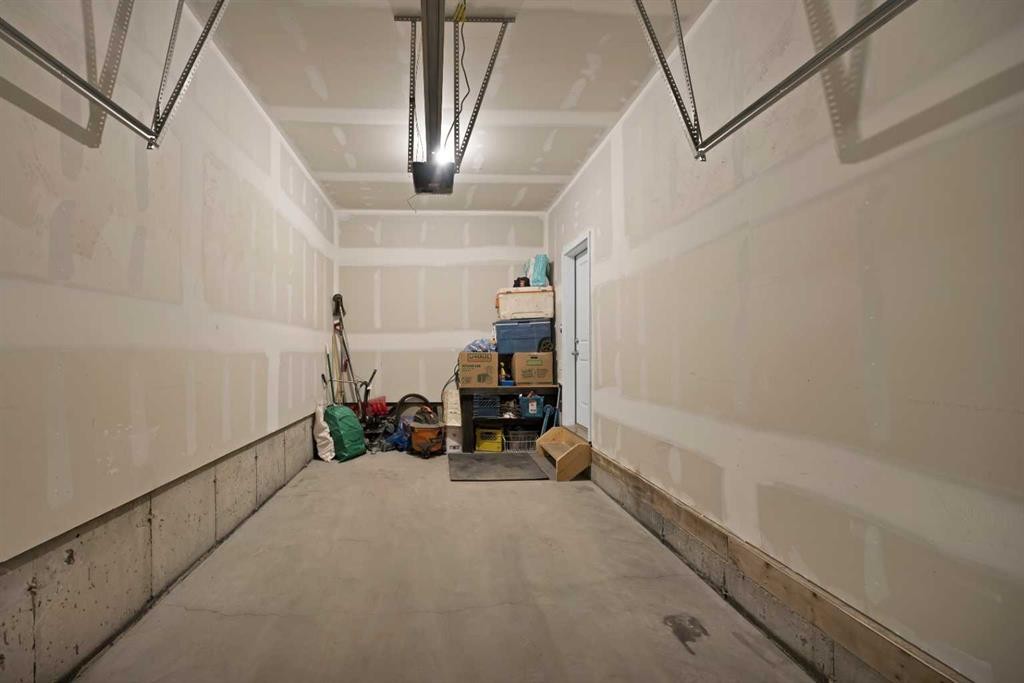 1167 Channelside Drive Sw, Airdrie, AB - Indoor Photo Showing Other Room