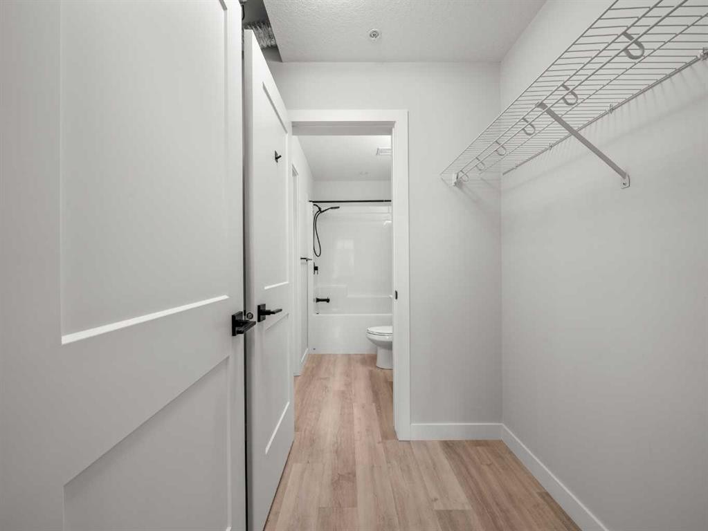 4309-200 Seton Circle Se, Calgary, AB - Indoor Photo Showing Other Room