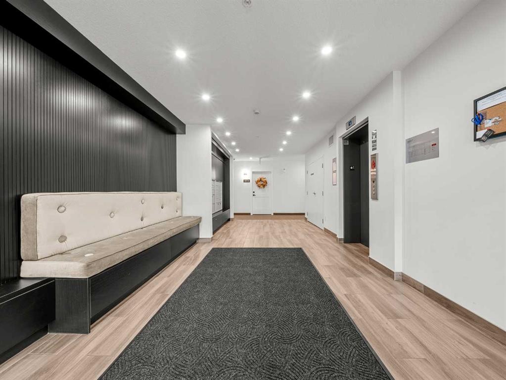 4309-200 Seton Circle Se, Calgary, AB - Indoor Photo Showing Other Room