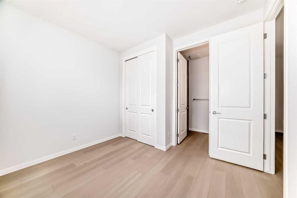 396 Herron Landing Ne, Calgary, AB - Indoor Photo Showing Other Room