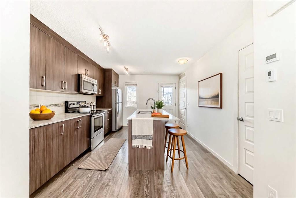 56 Auburn Bay Link Se, Calgary, AB - Indoor Photo Showing Kitchen