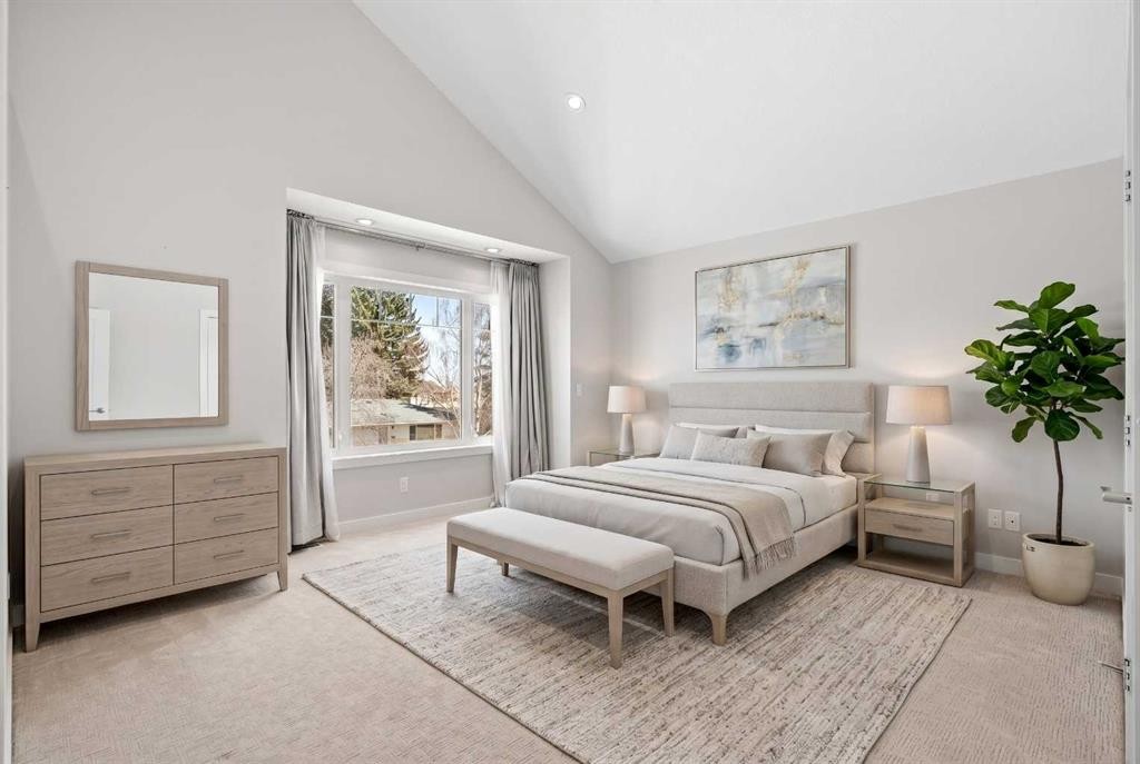 2427 22A Street Nw, Calgary, AB - Indoor Photo Showing Bedroom