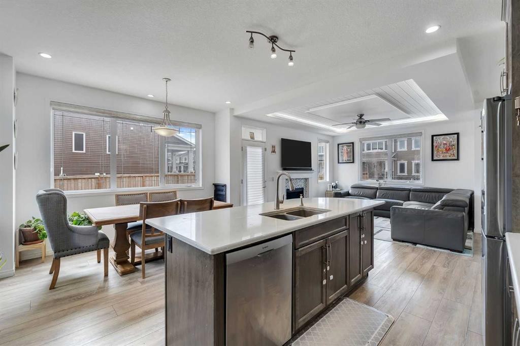 112 Cityside Terrace Ne, Calgary, AB - Indoor