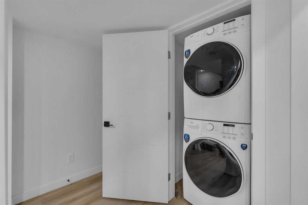 112 Cityside Terrace Ne, Calgary, AB - Indoor Photo Showing Laundry Room