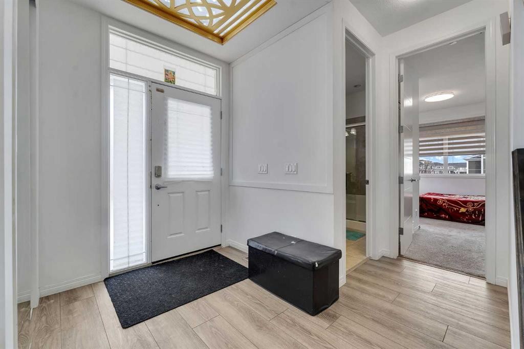 112 Cityside Terrace Ne, Calgary, AB - Indoor Photo Showing Other Room