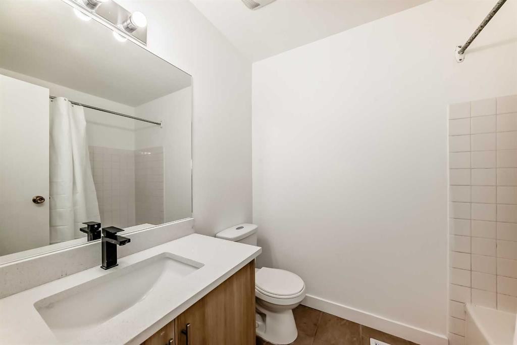 4327 38 Street Ne, Calgary, AB