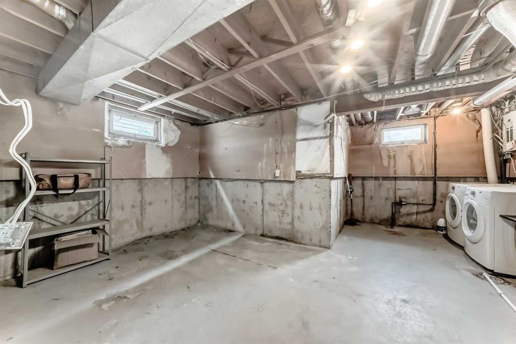 4327 38 Street Ne, Calgary, AB