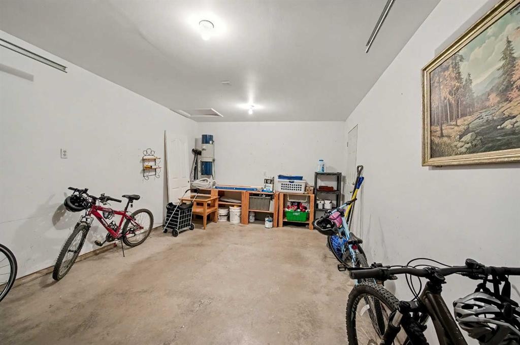 1409 Strathcona Way, Strathmore, AB - Indoor Photo Showing Other Room