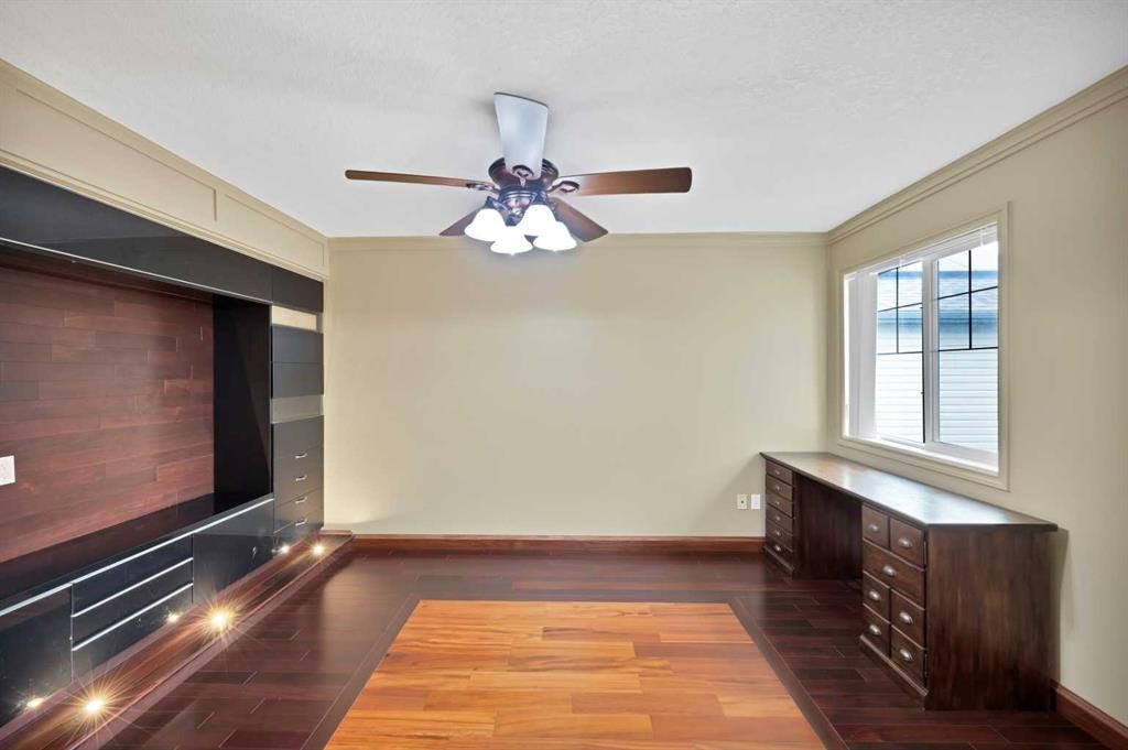 10 Bridlerange Circle Sw, Calgary, AB - Indoor Photo Showing Other Room