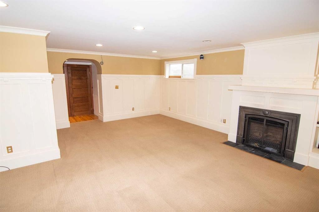 110 Scarboro Avenue Sw, Calgary, AB - Indoor With Fireplace