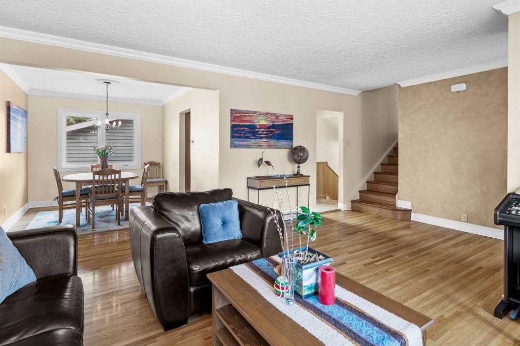 3816 Brighton Drive Nw, Calgary, AB