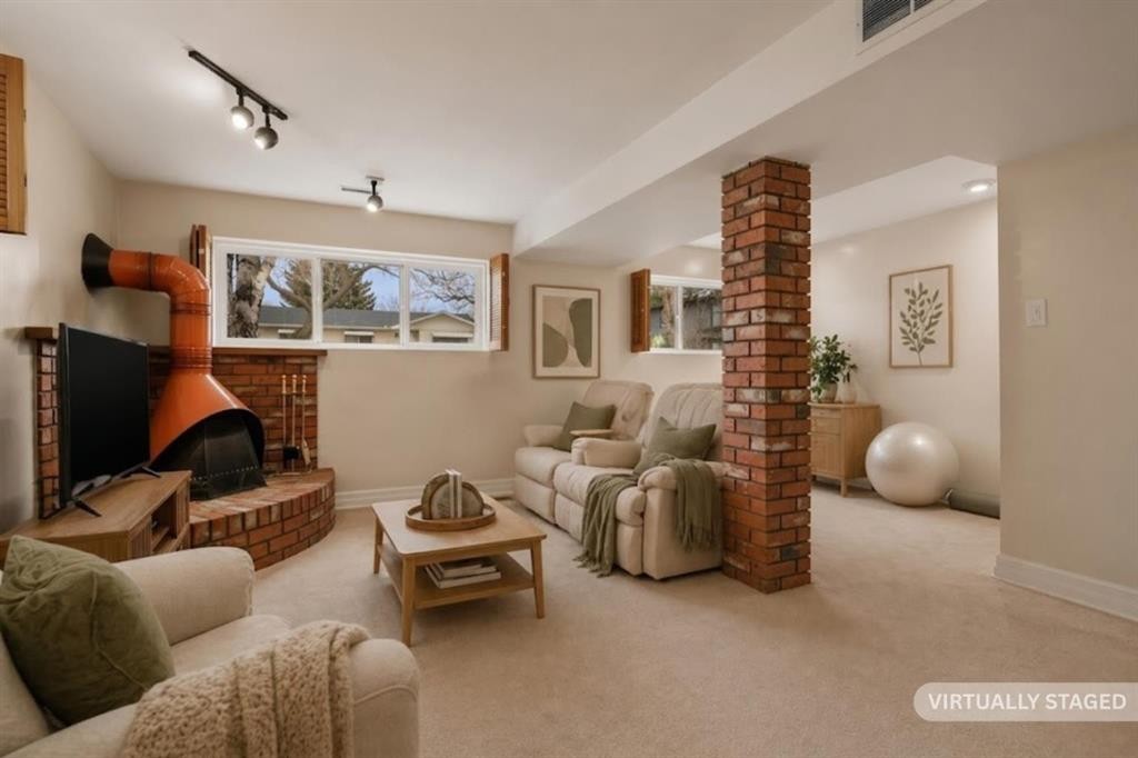 3816 Brighton Drive Nw, Calgary, AB