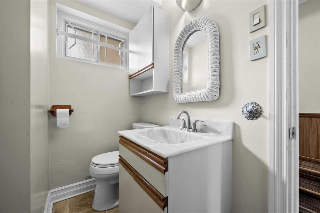 3816 Brighton Drive Nw, Calgary, AB