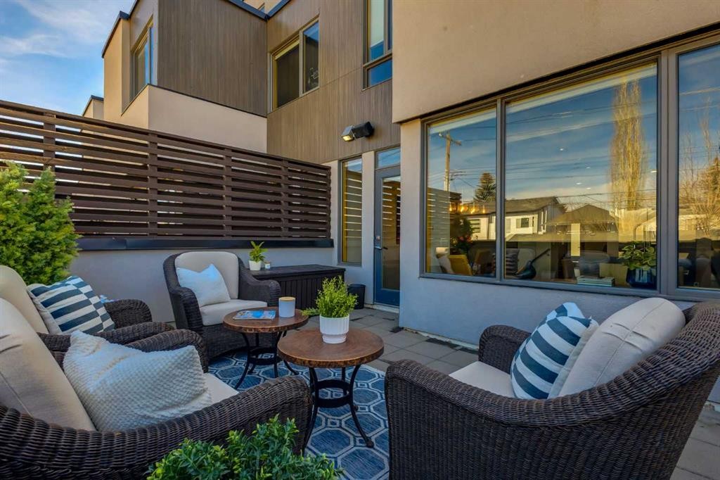 2138 28 Avenue Sw, Calgary, AB - Outdoor With Deck Patio Veranda With Exterior