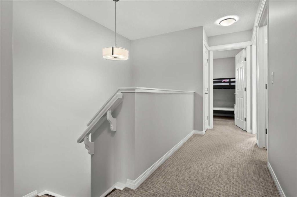 48 Walgrove Green Se, Calgary, AB - Indoor Photo Showing Other Room