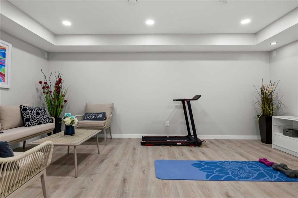 48 Walgrove Green Se, Calgary, AB - Indoor