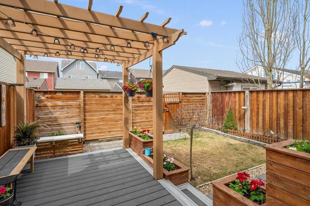48 Walgrove Green Se, Calgary, AB - Outdoor With Deck Patio Veranda With Exterior