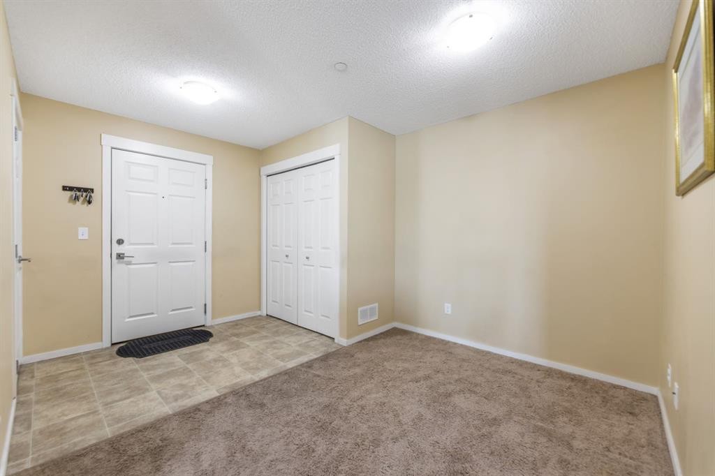 3306-279 Copperpond Common Se, Calgary, AB - Indoor Photo Showing Other Room