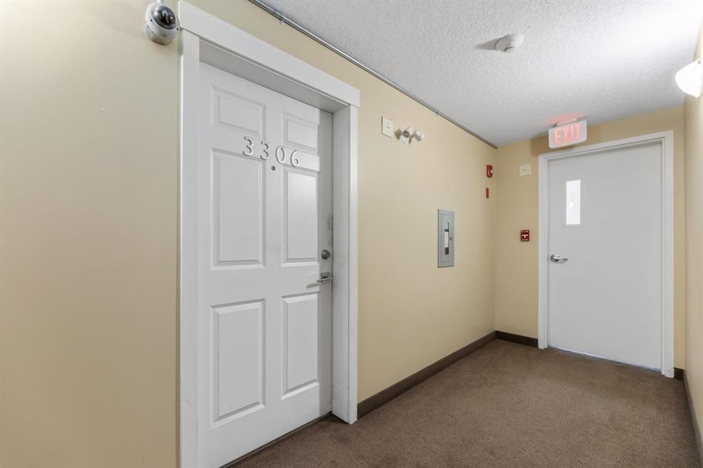 3306-279 Copperpond Common Se, Calgary, AB - Indoor Photo Showing Other Room