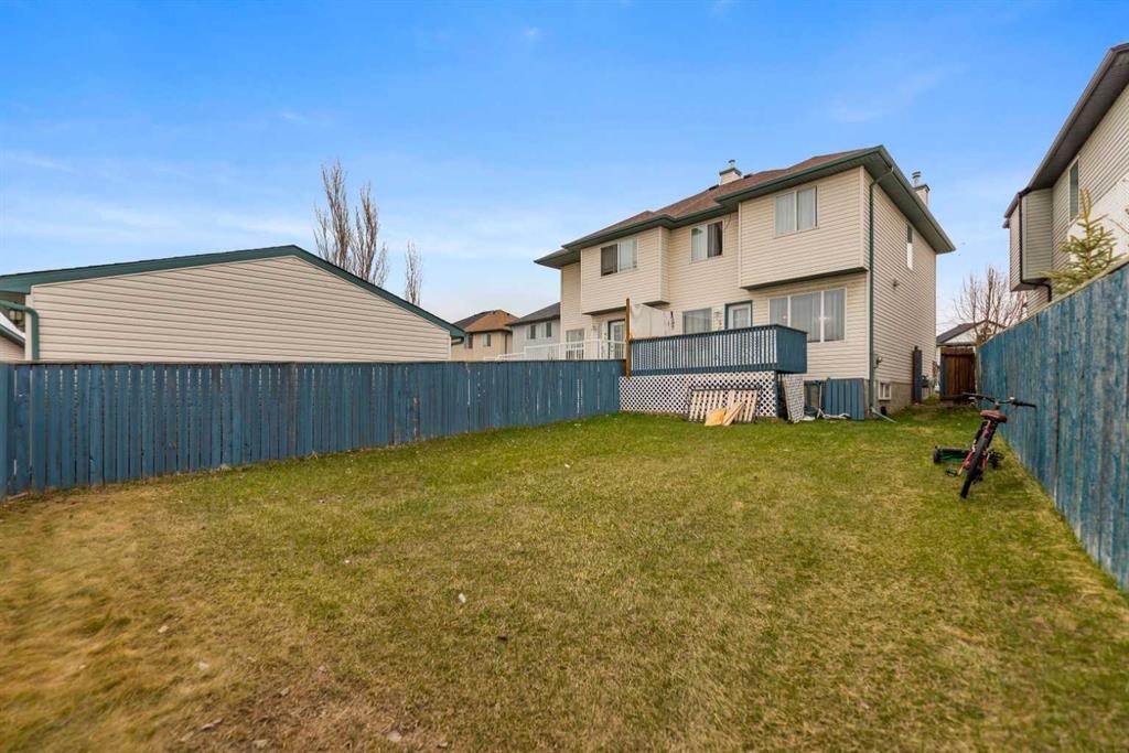 50 Taravista Gardens Ne, Calgary, AB - Outdoor