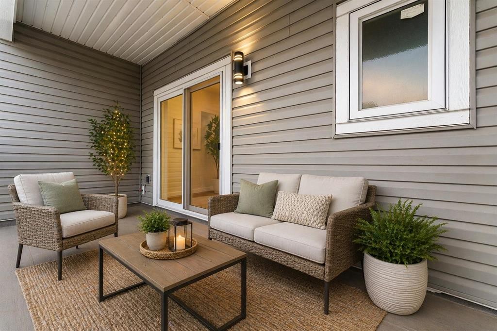 4909 88 Avenue Ne, Calgary, AB - Outdoor With Deck Patio Veranda With Exterior