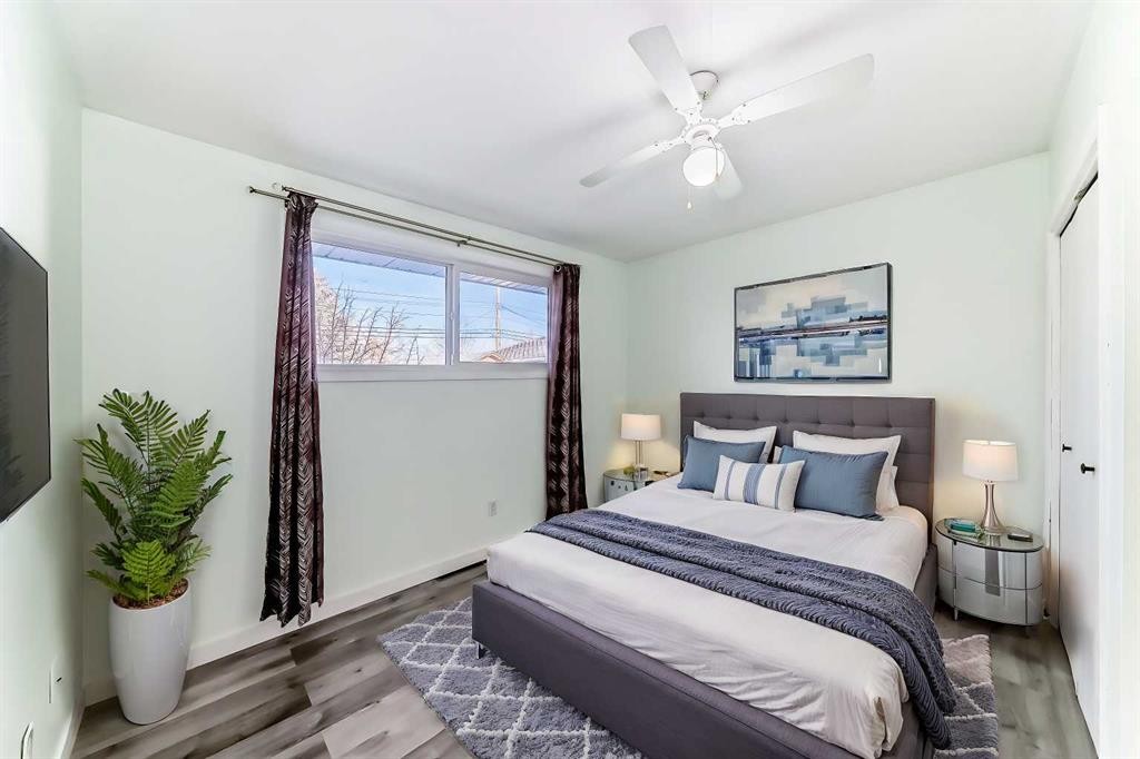 1511 43 Street Se, Calgary, AB - Indoor Photo Showing Bedroom