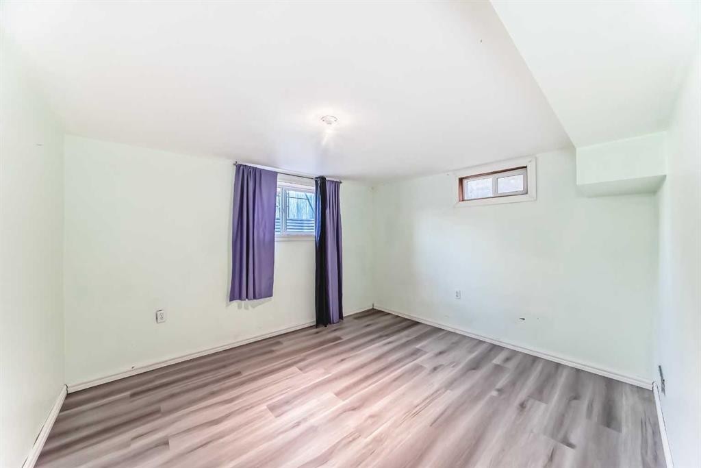 1511 43 Street Se, Calgary, AB - Indoor Photo Showing Other Room