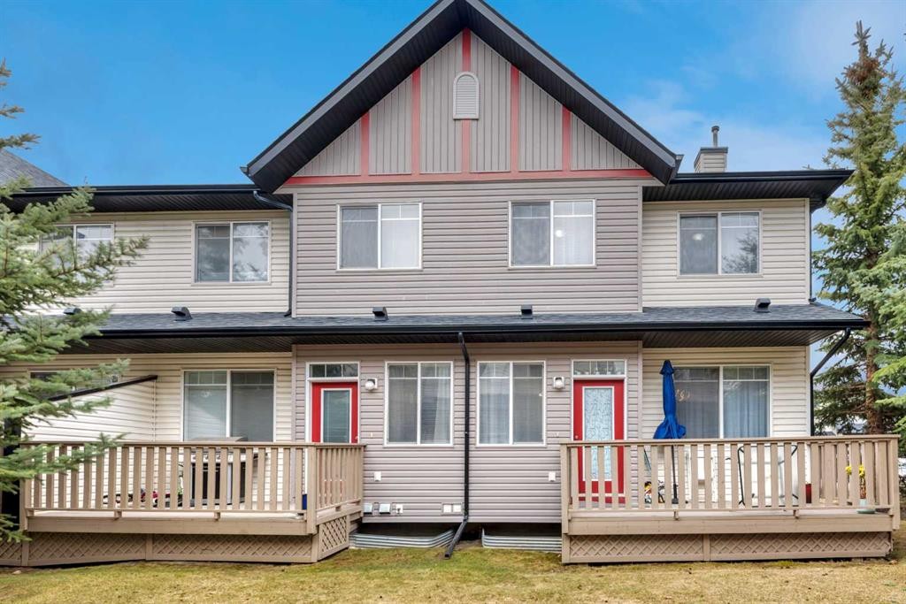 49 Everridge Gardens Sw, Calgary, AB - Outdoor With Deck Patio Veranda
