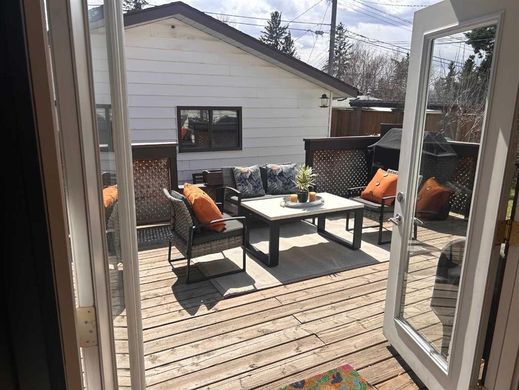 123 Franklin Drive Se, Calgary, AB - Outdoor With Deck Patio Veranda With Exterior